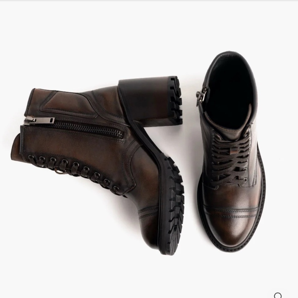 Thursday Rebel heel lace up booties Brown BRAND NEW - Picture 2 of 7